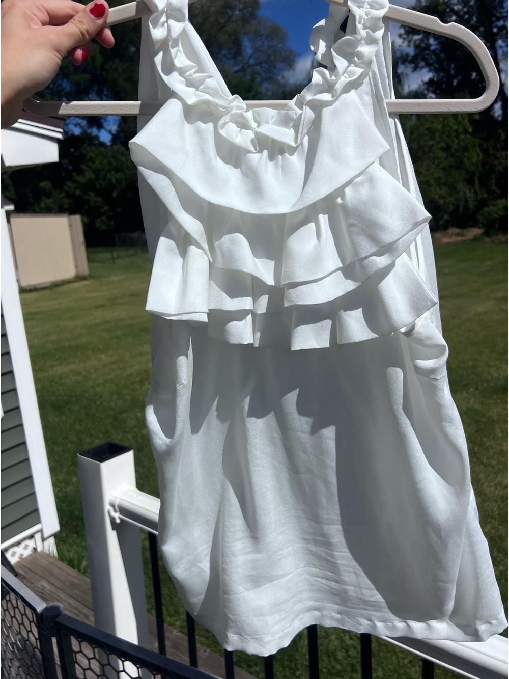 Essentials by Milano White Tiered Ruffle Sleeveless Halter Tank Top Size XL